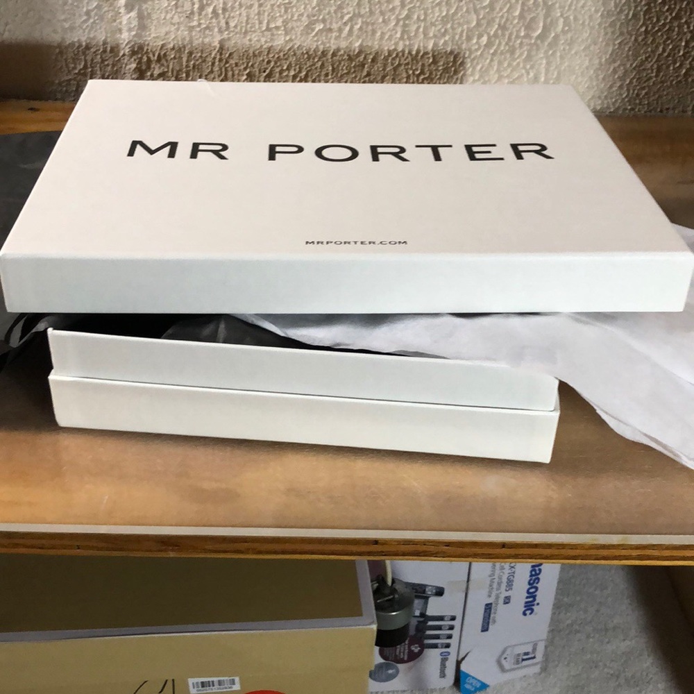 Mr Porter Box - Picture 2 of 3